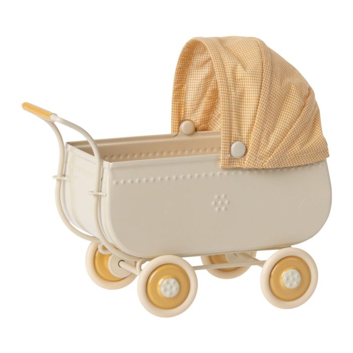 €36.89 Maileg kinderwagen (Pram Micro Yellow) 15cm €36.89 Maileg kinderwagen (Pram Micro Yellow) 15cm