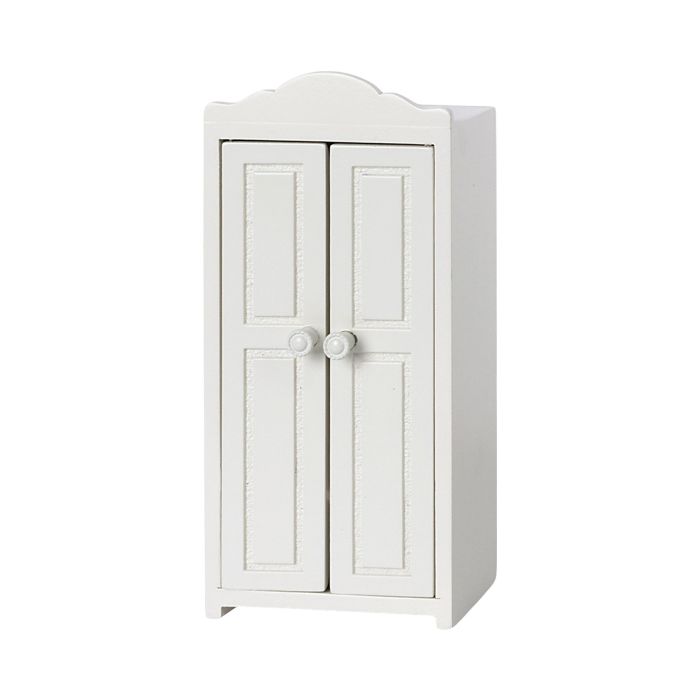 €21.89 Maileg poppenhuis kledingkast (Wooden closet Mouse) 16cm €21.89 Maileg poppenhuis kledingkast (Wooden closet Mouse) 16cm