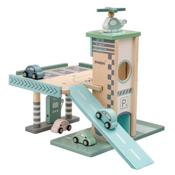  Houten garage met helicopter platform