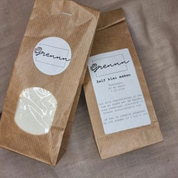 €2.99 Grennn klei maken Sinterklaas incl. Sint verrassingssteker