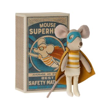 €24.89 Maileg Muis superheld 11cm (Super hero mouse Little brother in matchbox)